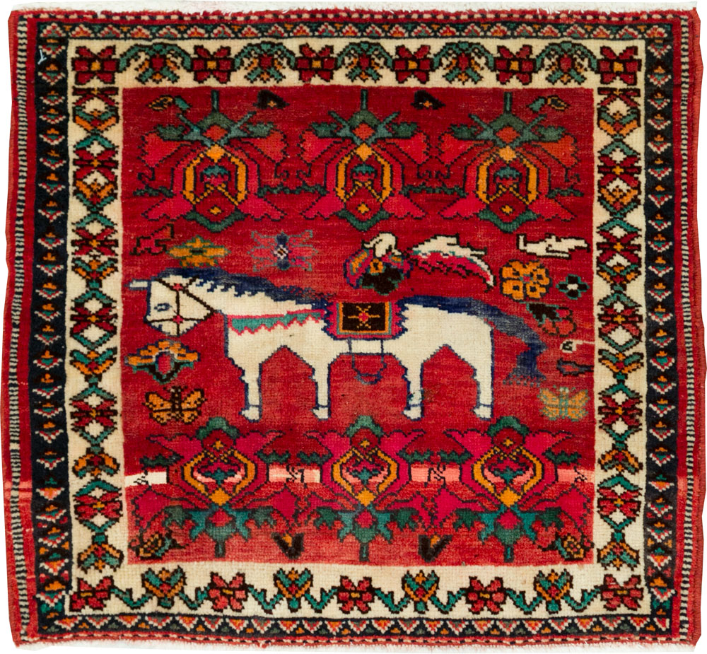 Vintage Persian Hamadan Pictorial Rug, No.27048 - Gss
