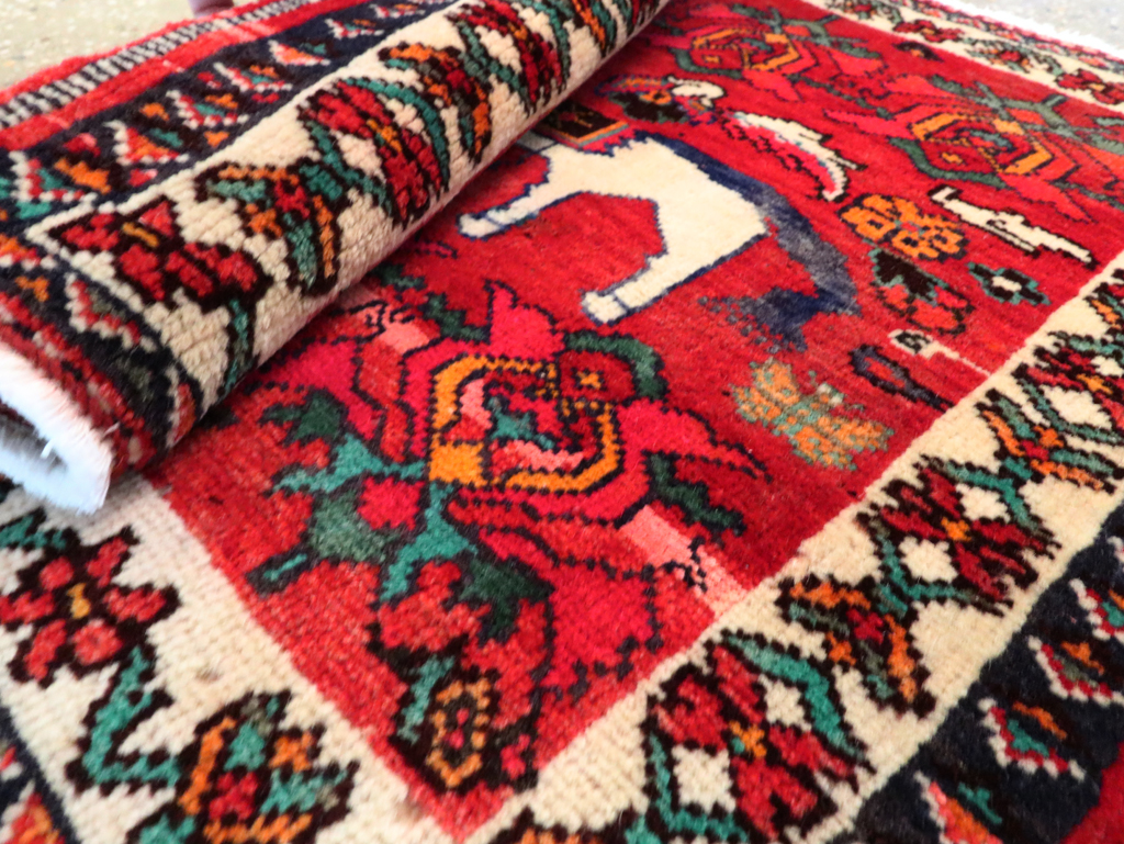 Vintage Persian Hamadan Pictorial Rug, No.27048 - Gss