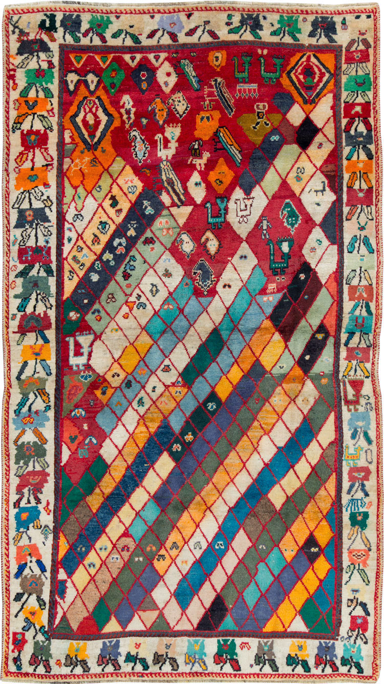 Vintage Persian Shiraz Rug, No.27077 - Gss