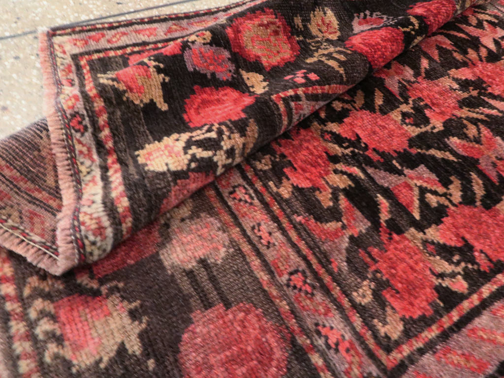 Vintage Caucasian Karabagh Accent Rug, No.27084 - Gss