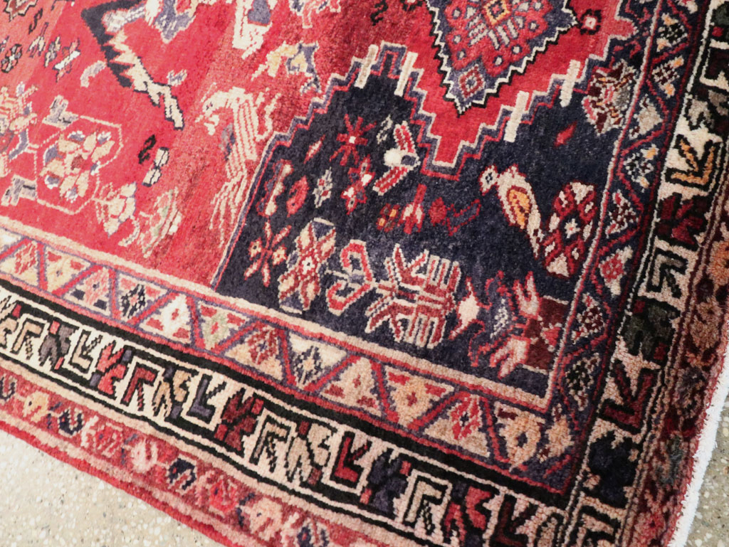 Vintage Persian Hamadan Pictorial Rug, No.27102 - Gss