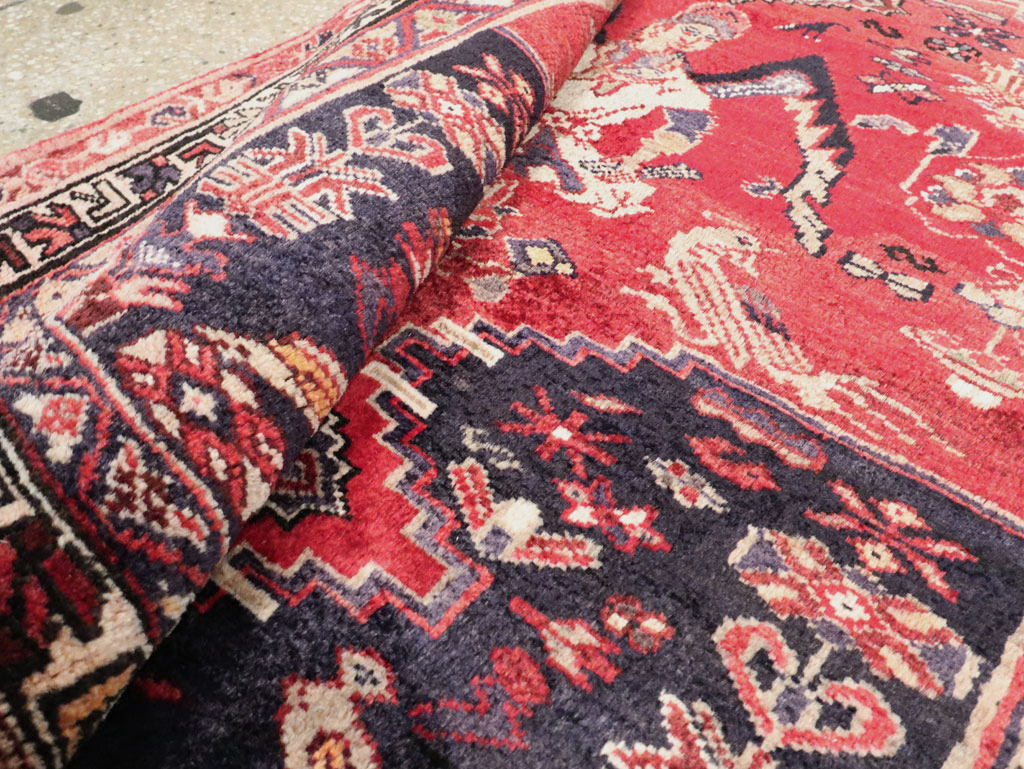 Vintage Persian Hamadan Pictorial Rug, No.27102 - Gss