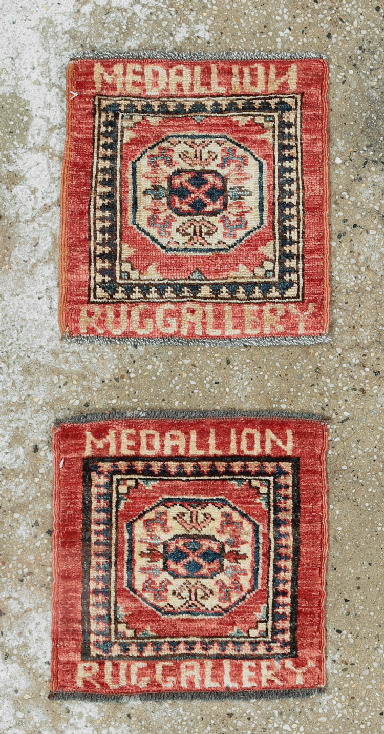 Modern Central Asian Turkoman Square Throw Rug (Pair: 1 of 2), No.27106 - Gss