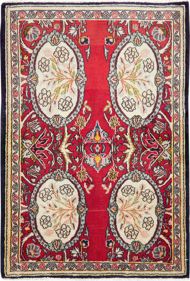 Vintage Persian Quom Rug, No.27113 - Gss