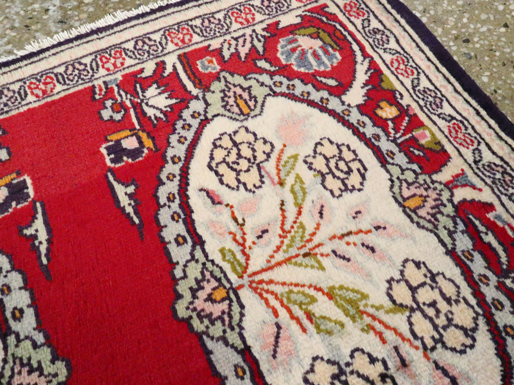 Vintage Persian Quom Rug, No.27113 - Gss