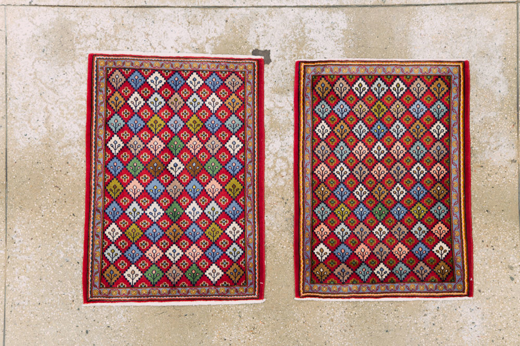 Vintage Persian Kashan Throw Rug (Pair: 2 of 2), No.27116 - Gss