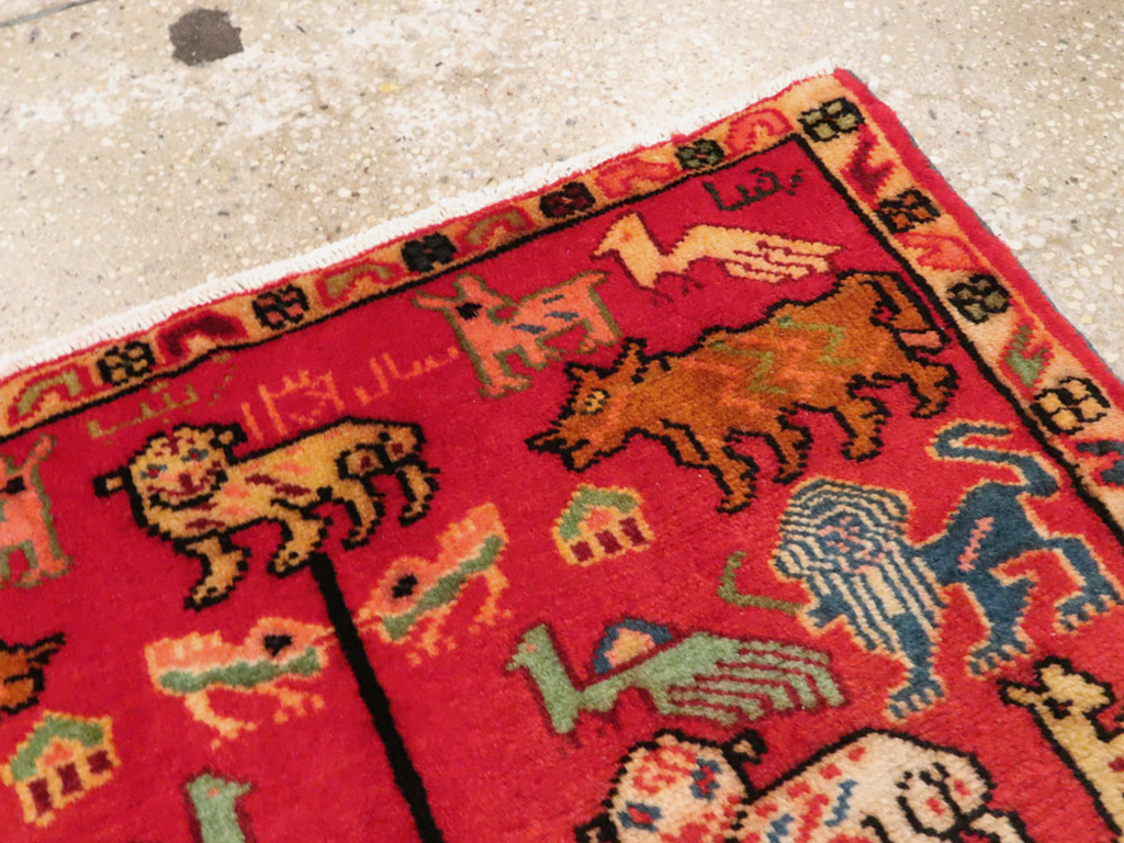 Vintage Persian Pictorial Hamadan Rug, No.27117 - Gss