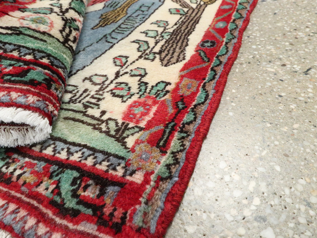 Vintage Persian Hamadan Pictorial Rug, No.27123 - Gss