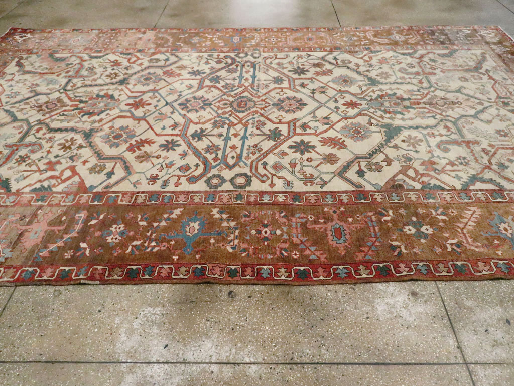 Antique Persian Heriz Carpet, No.27133 - Gss