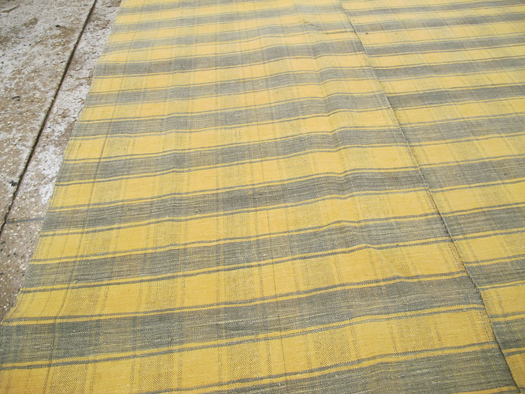 Vintage Turkish Flatweave Kilim Accent Rug, No.27174 - Gss