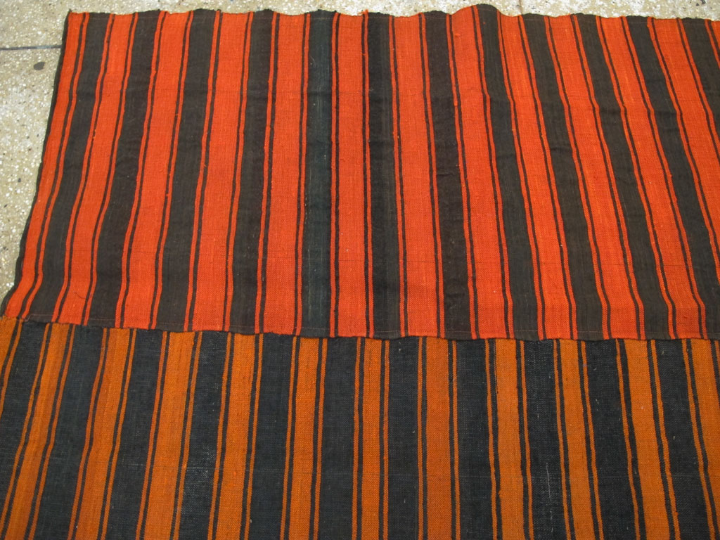 Vintage Turkish Flatweave Kilim Accent Rug, No.27175 - Gss