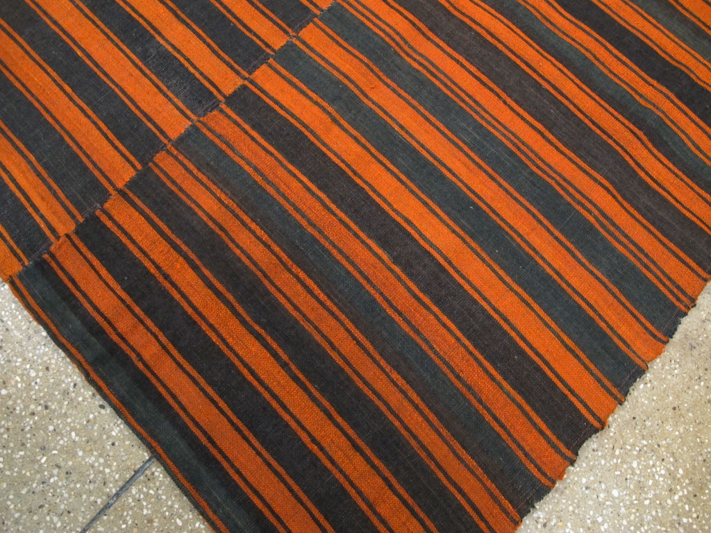 Vintage Turkish Flatweave Kilim Accent Rug, No.27175 - Gss