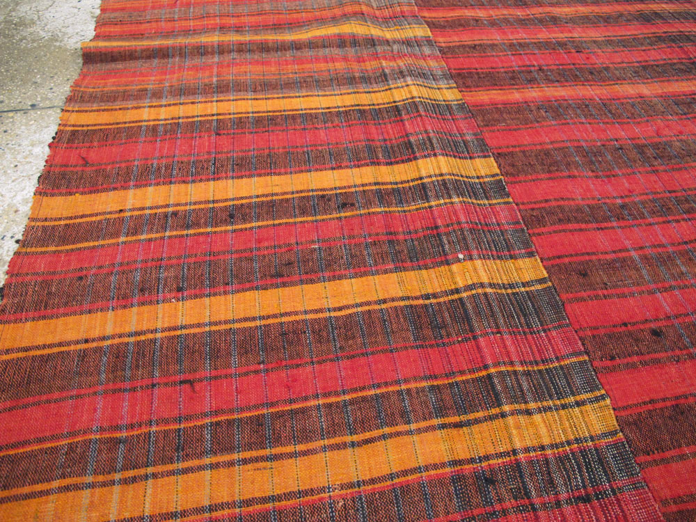 Vintage Turkish Flatweave Kilim Accent Rug, No.27177 - Gss