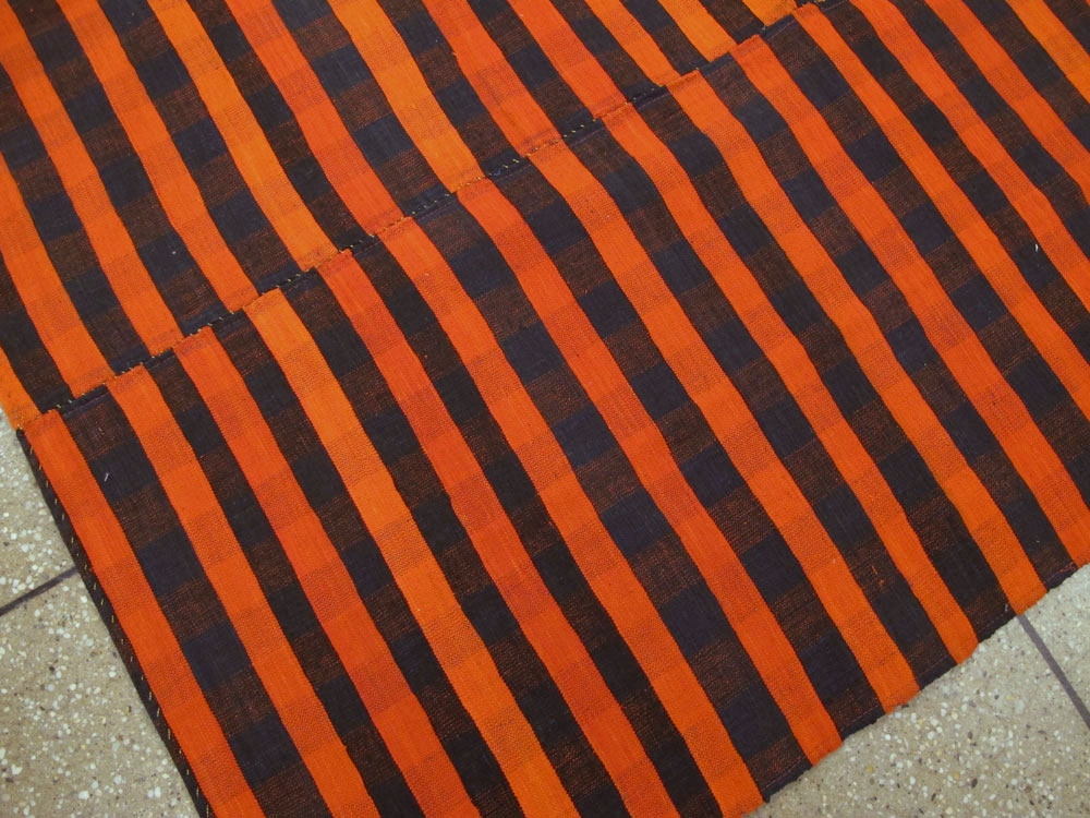 Vintage Turkish Flatweave Kilim Accent Rug, No.27179 - Gss