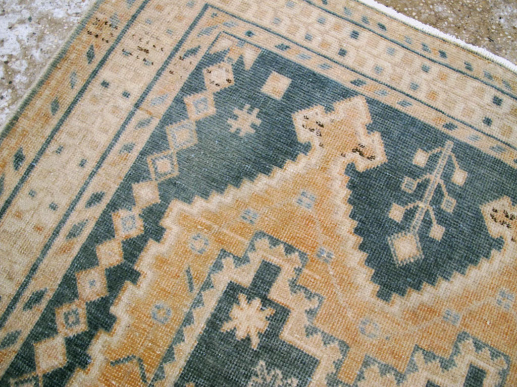 Vintage Persian Afshar Rug, No.27197 - Gss