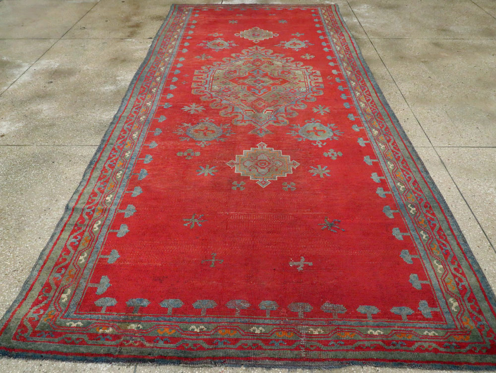 Antique Oushak Gallery Carpet, No.27244 - Gss