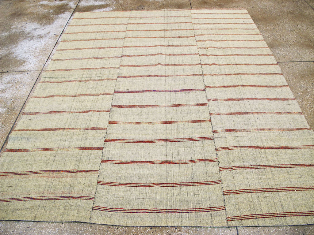 Vintage Turkish Flatweave Kilim Accent Rug, No.27264 - Gss