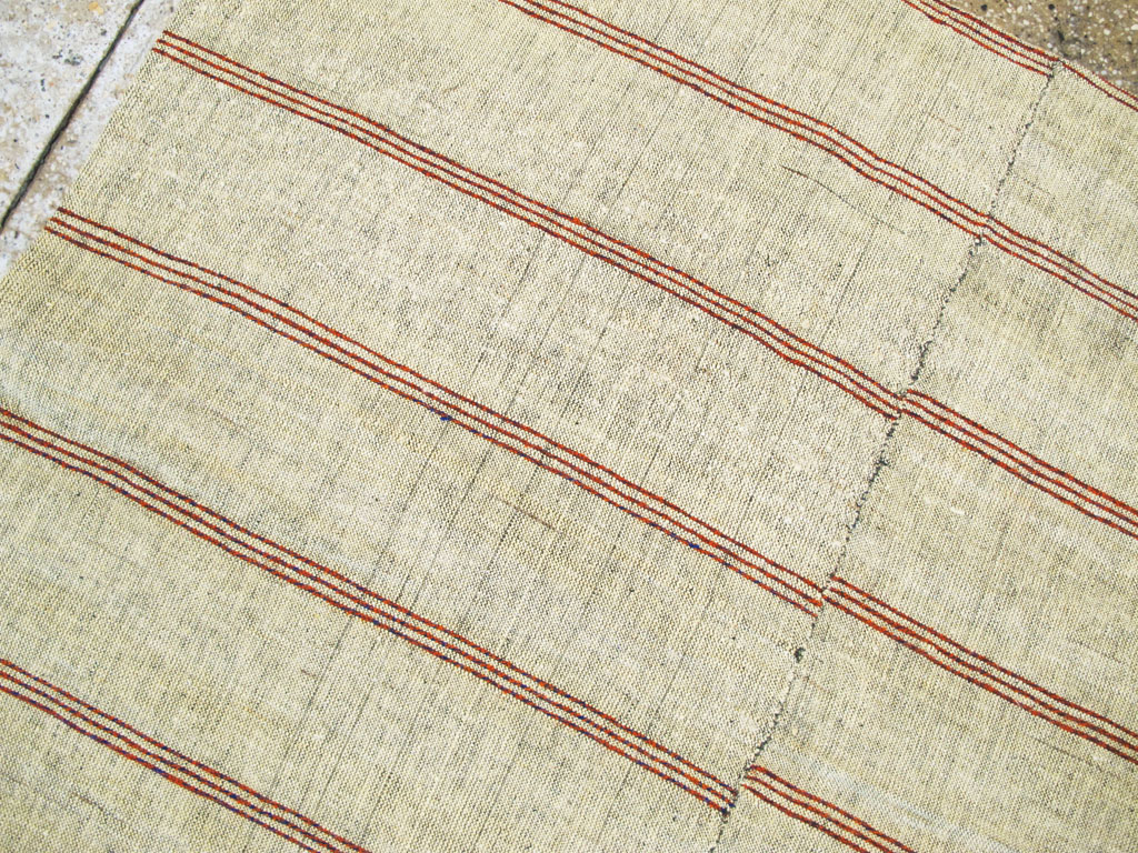 Vintage Turkish Flatweave Kilim Accent Rug, No.27264 - Gss