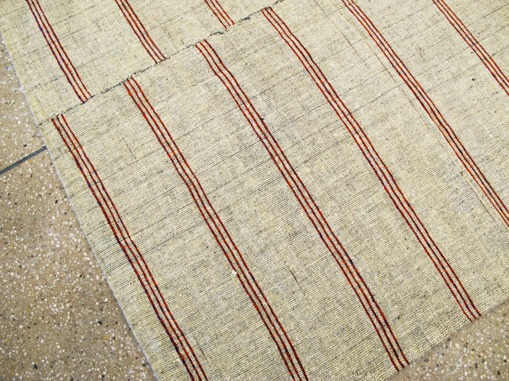 Vintage Turkish Flatweave Kilim Accent Rug, No.27264 - Gss