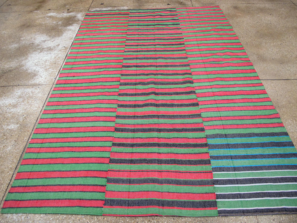 Vintage Turkish Flatweave Kilim Accent Rug, No.27266 - Gss