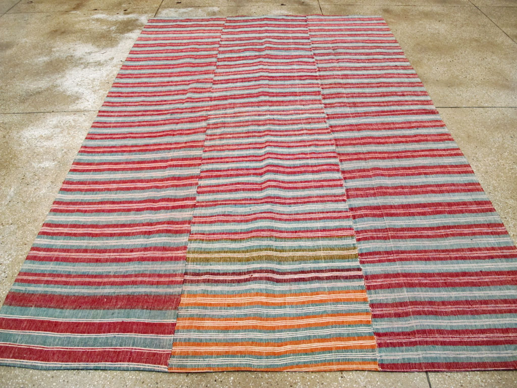 Vintage Turkish Flatweave Kilim Accent Rug, No.27267 - Gss