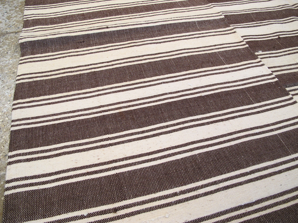 Vintage Turkish Kilim Flatweave Accent Rug, No.27271 - Gss