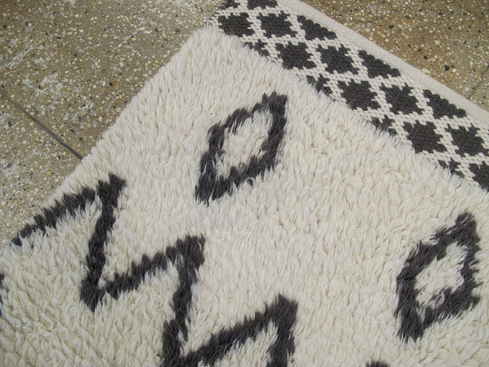 Vintage Moroccan Rug, No.27281 - Gss