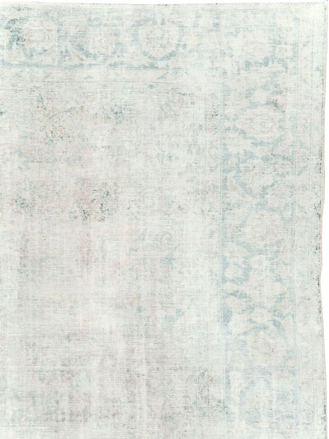 Distressed Vintage Persian Small Room Size Carpet, No.27283 - Gss