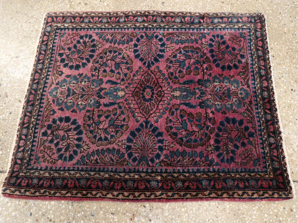 Vintage Persian Sarouk Throw Rug, No.27289 - Gss