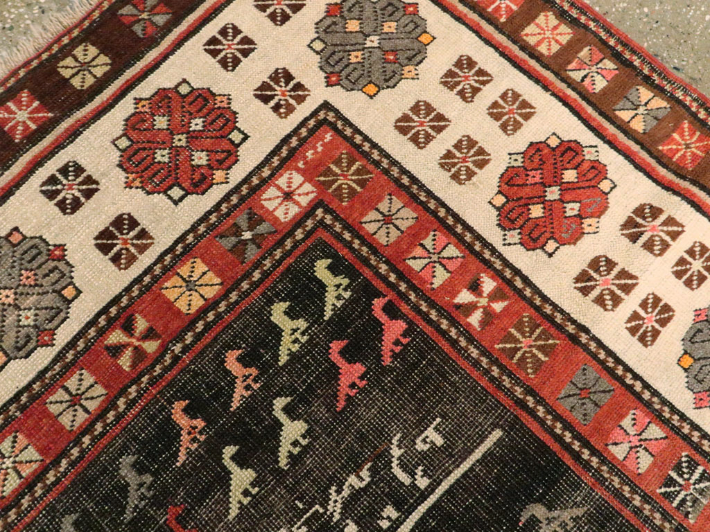 Antique Kurdish Rug, No.27317 - Gss