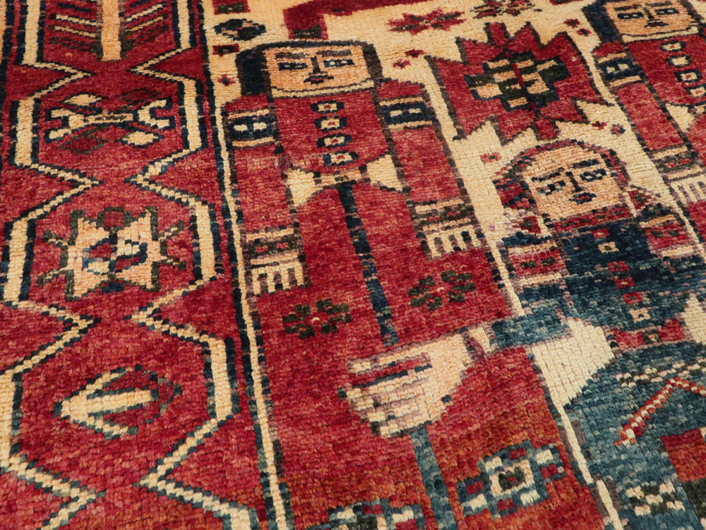 Vintage Persian Bakhtiari Pictorial Rug, No.27318 - Gss