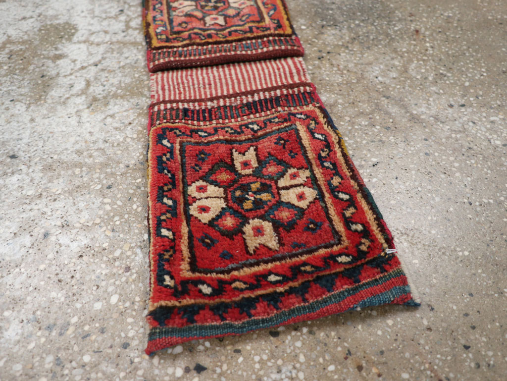 Vintage Persian Shiraz Saddlebag (Khorjin), No.27349 - Gss