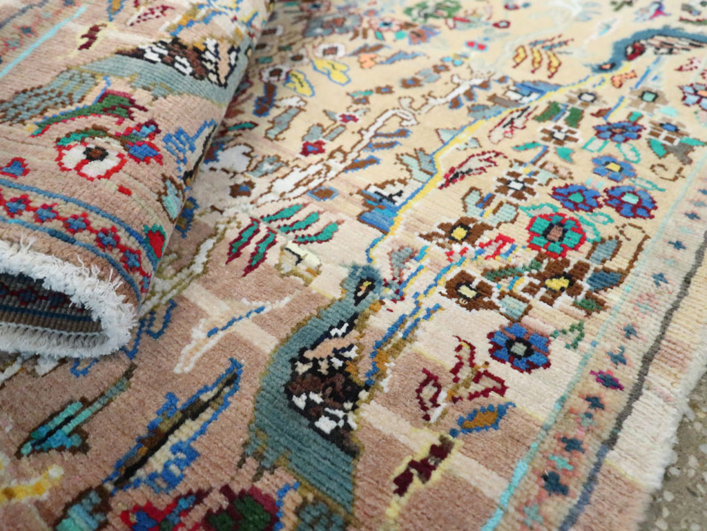 Vintage Persian Tabriz Rug, No.27361 - Gss