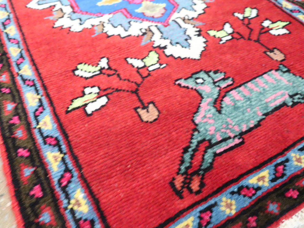 Vintage Persian Hamadan Pictorial Rug, No.27362 - Gss