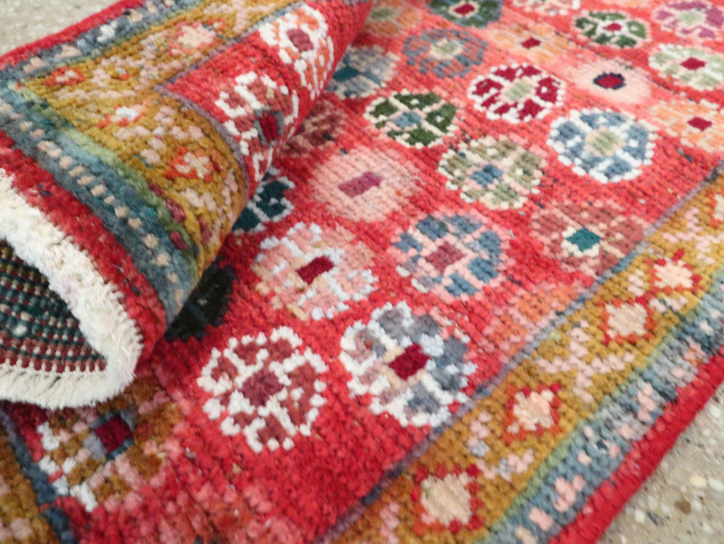 Vintage Persian Mahal Rug, No.27363 - Gss