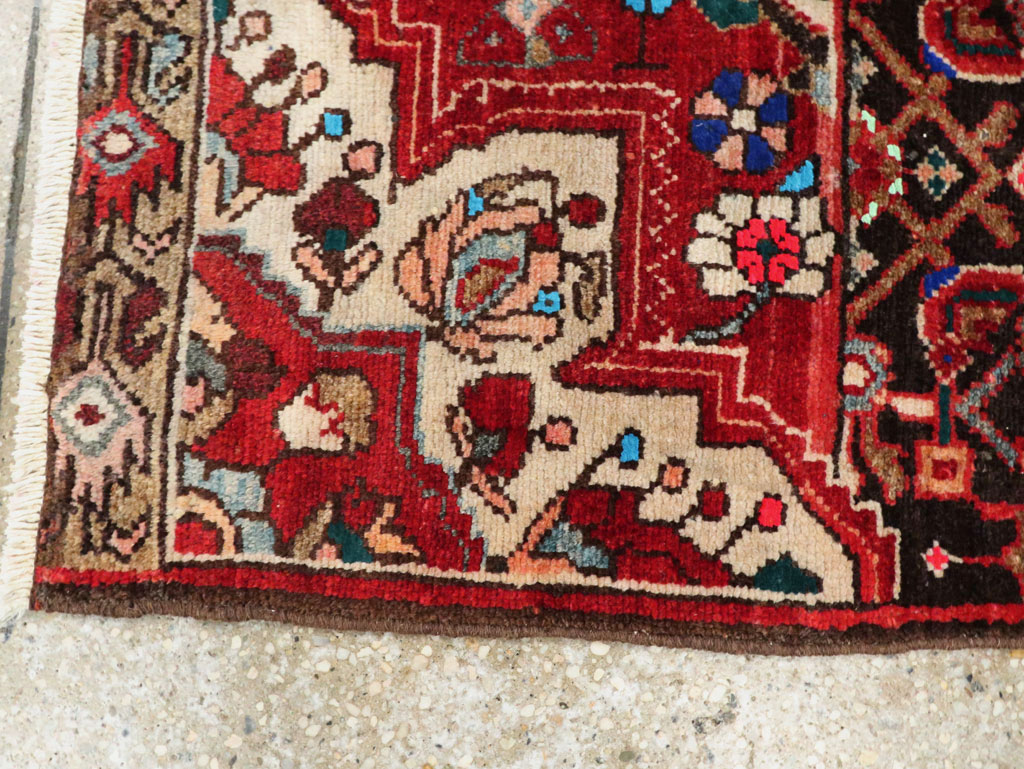 Vintage Persian Wagireh Hamdan Rug, No.27364 - Gss