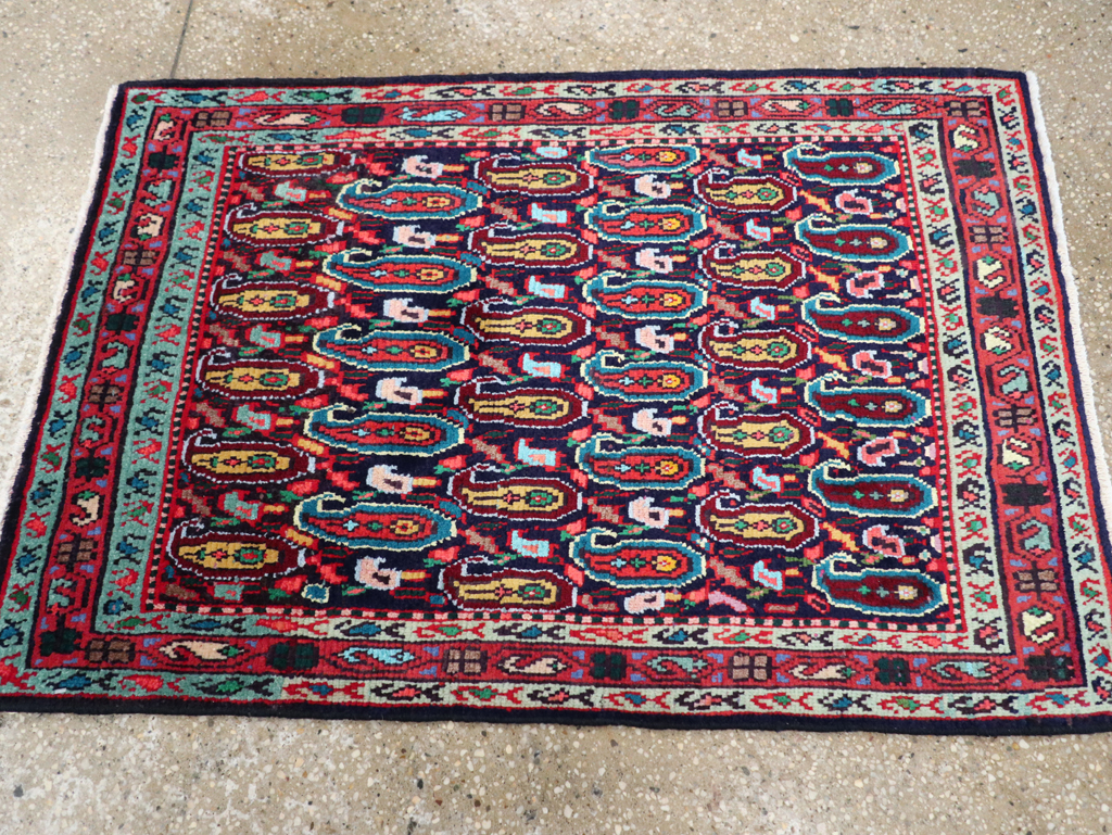 Vintage Persian Hamadan Rug, No.27365 - Gss
