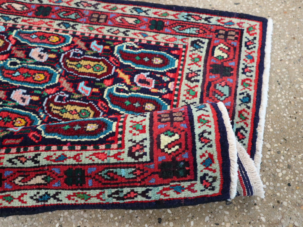 Vintage Persian Hamadan Rug, No.27365 - Gss