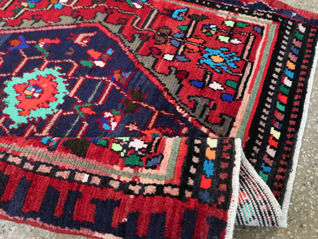 Vintage Persian Hamadan Rug, No.27375 - Gss