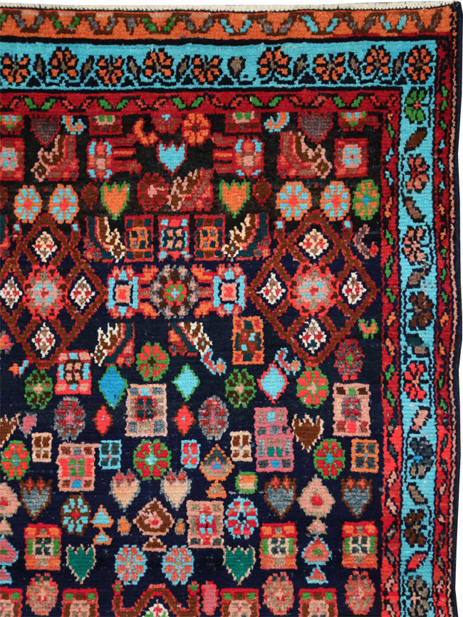 Vintage Persian Hamadan Rug, No.27378 - Gss