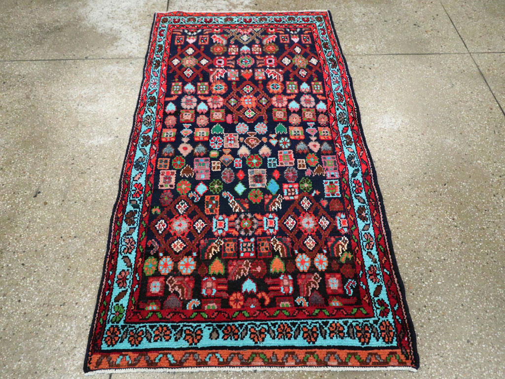 Vintage Persian Hamadan Rug, No.27378 - Gss