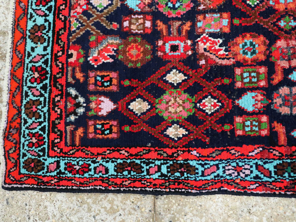 Vintage Persian Hamadan Rug, No.27378 - Gss