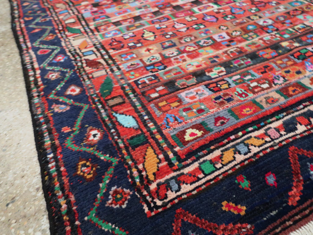 Vintage Persian Hamadan Rug, No.27383 - Gss
