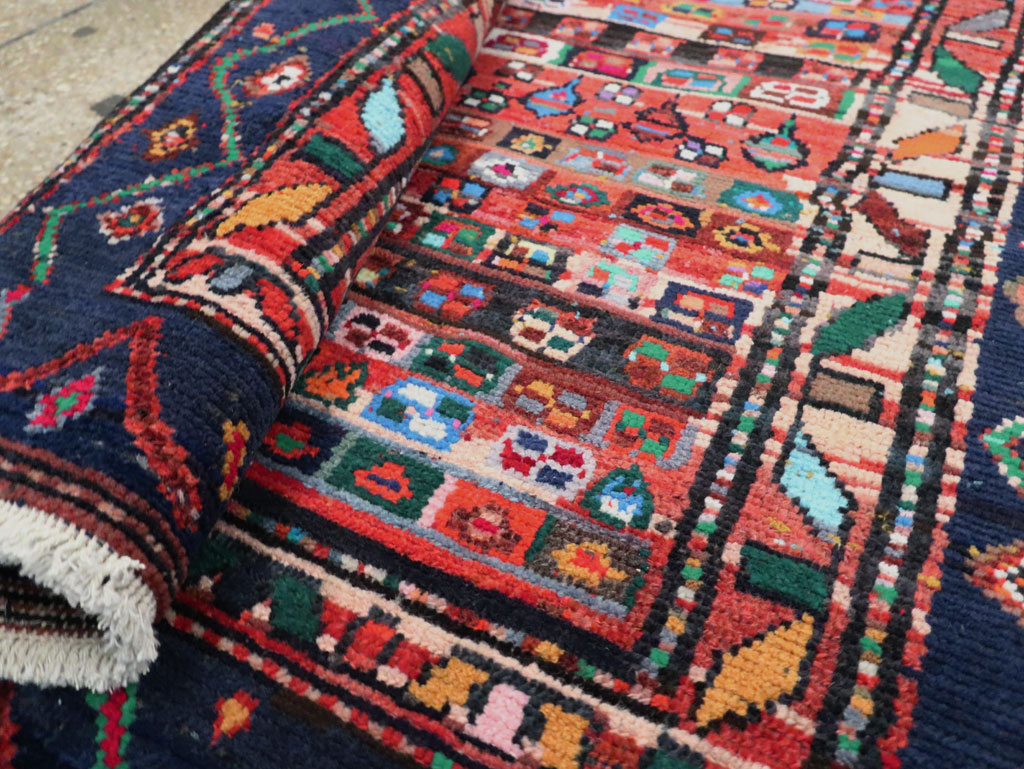 Vintage Persian Hamadan Rug, No.27383 - Gss