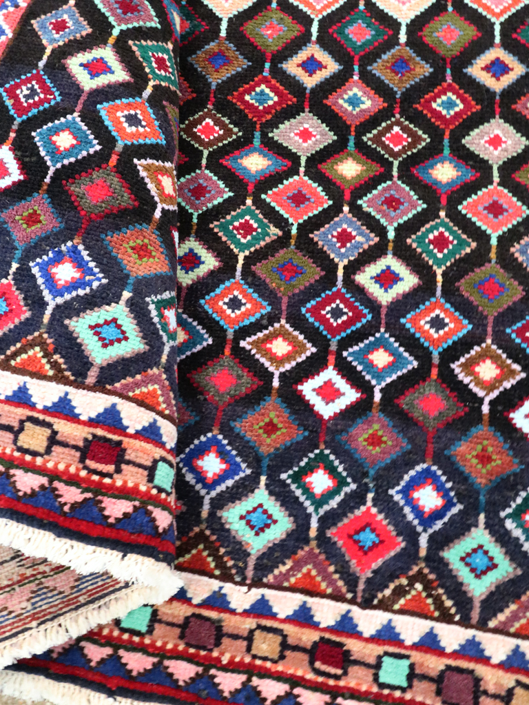 Vintage Persian Hamadan Rug, No.27393 - Gss