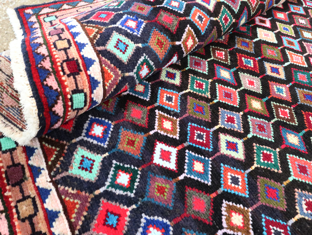 Vintage Persian Hamadan Rug, No.27393 - Gss