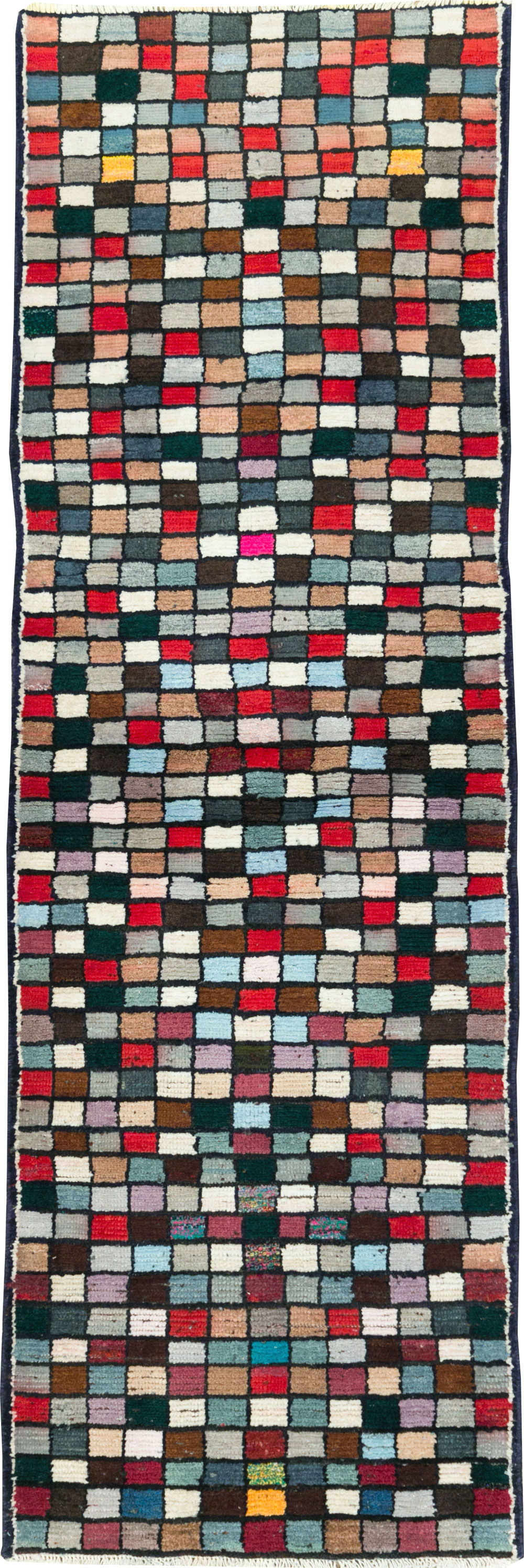 Vintage Persian Shiraz Rug, No.27395 - Gss