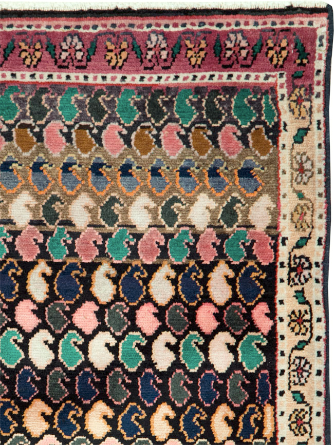 Vintage Persian Hamadan Rug, No.27425 - Gss