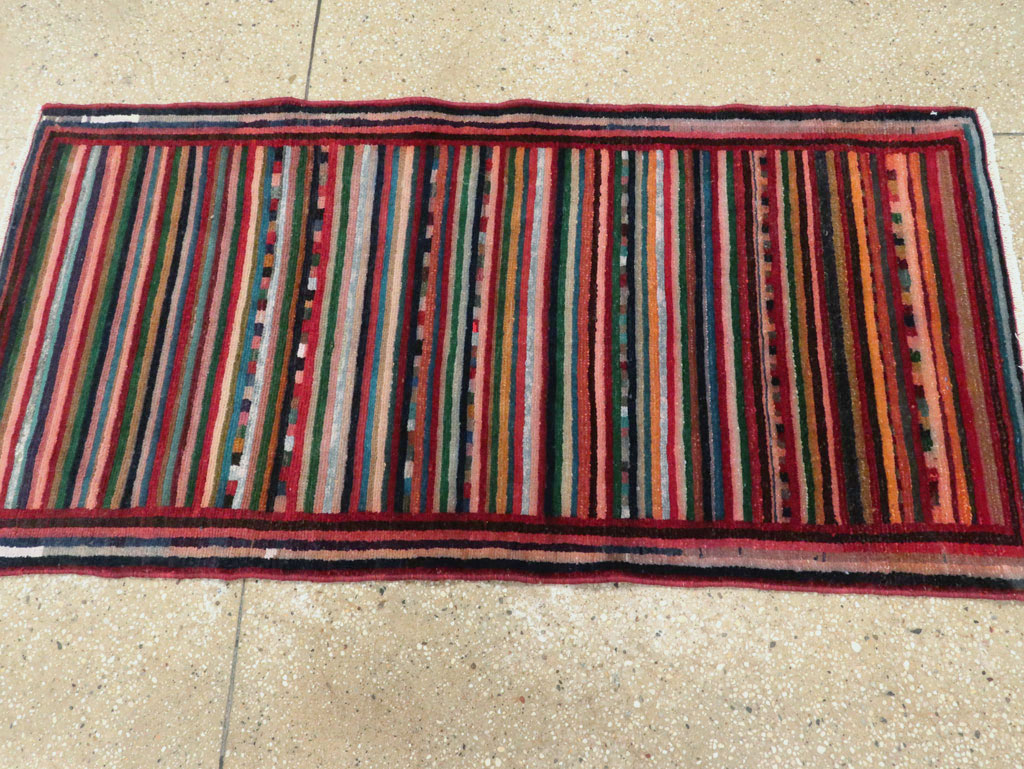 Vintage Persian Mahal Rug, No.27427 - Gss