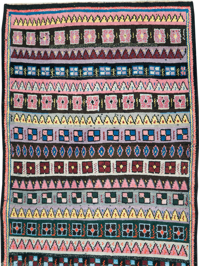 Vintage Persian Mahal Runner, No.27453 - Gss
